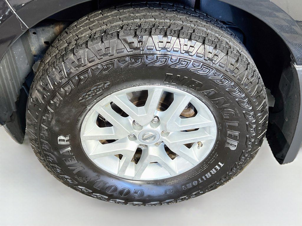 Used 2019 Nissan Frontier SV AWD/4WD image 4
