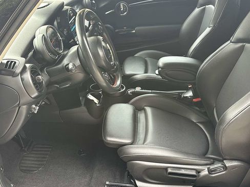 Used 2020 MINI Cooper S image 12