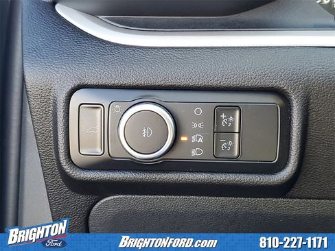 Used 2023 Ford Explorer XLT w/ Equipment Group 202A image 17