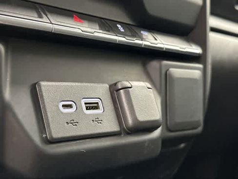Used 2021 GMC Sierra 1500 2WD Regular Cab image 23