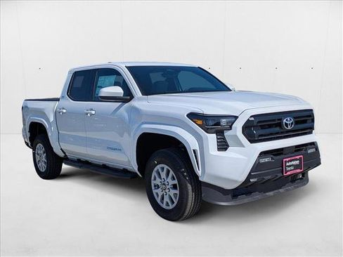 New 2025 Toyota Tacoma SR5 image 7
