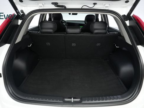 Used 2024 Kia Niro Wave FWD image 8