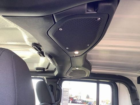 New 2026 Jeep Gladiator Mojave w/ Steel Bumper Group image 27