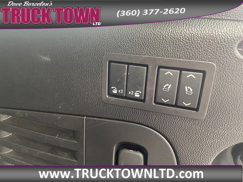 Used 2018 GMC Yukon XL SLT AWD/4WD image 13