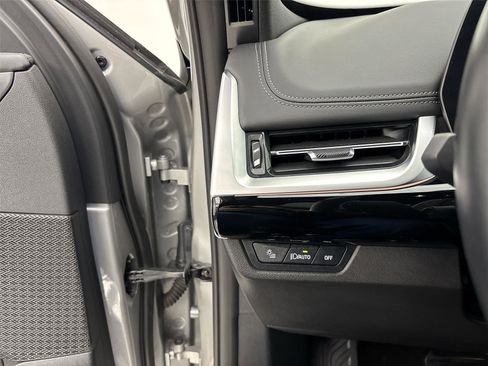 Used 2024 BMW X1 xDrive28i image 31