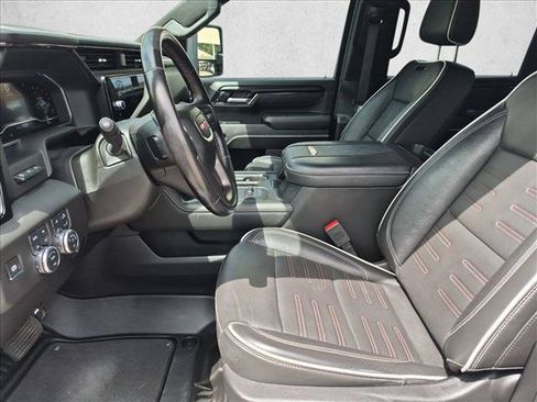 Used 2025 GMC Sierra 2500 AT4X AWD/4WD image 16