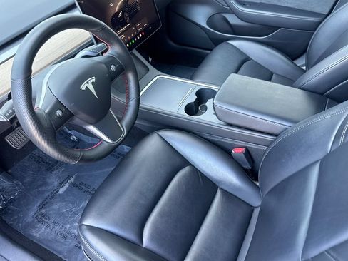 Used 2023 Tesla Model 3 Standard Range RWD image 9