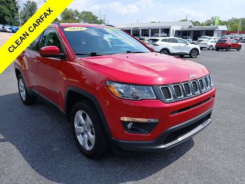 Used 2018 Jeep Compass Latitude w/ Popular Equipment Group AWD/4WD image 8