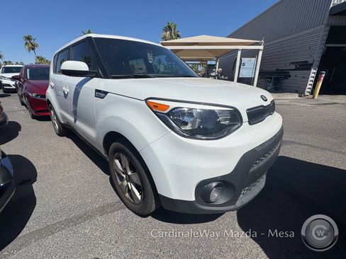 Used 2018 Kia Soul w/ Convenience Package FWD image 2