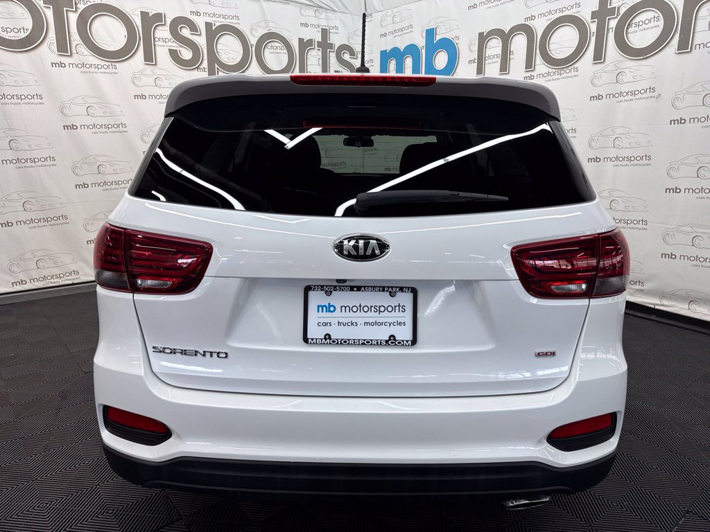 Used 2019 Kia Sorento FWD image 5