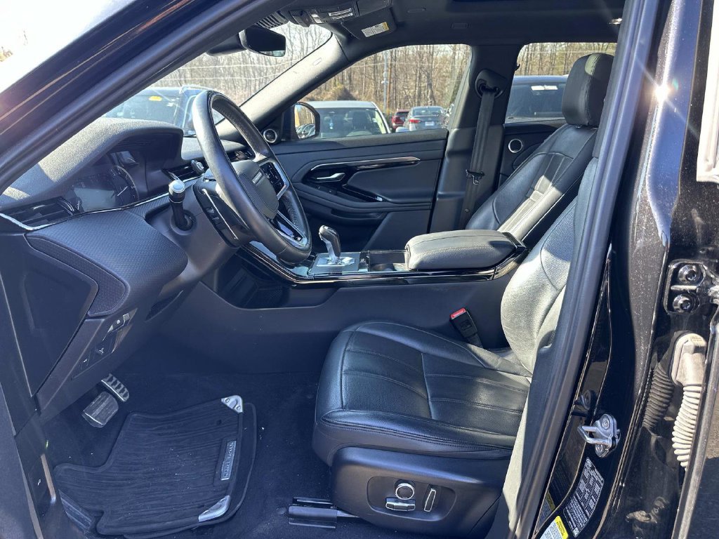 Used 2022 Land Rover Range Rover Evoque R-Dynamic S AWD/4WD image 26