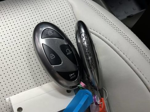 Used 2025 Hyundai Santa Fe Calligraphy AWD/4WD image 44