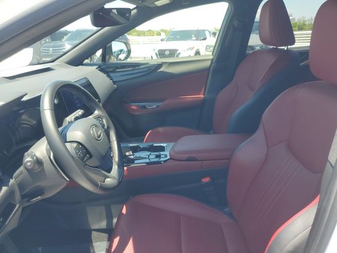Certified 2024 Lexus NX 250 FWD w/ Towing Package (2000 Lbs) image 15