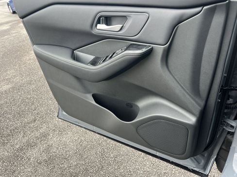 New 2026 Nissan Rogue SV image 14