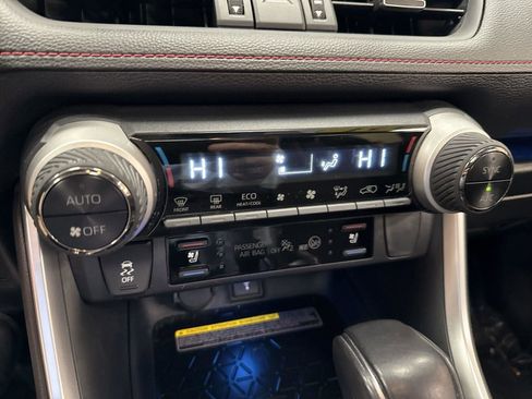 Used 2021 Toyota RAV4 XSE image 39