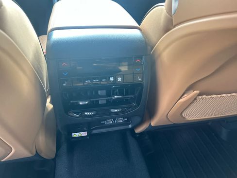 Used 2024 Jeep Grand Cherokee L Summit image 23