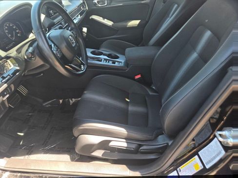 Certified 2025 Honda Civic Sport image 21