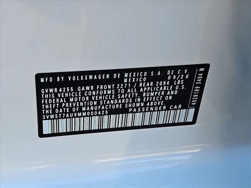 Used 2021 Volkswagen GTI SE FWD image 24