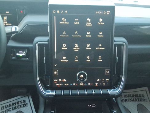 New 2026 GMC Yukon Elevation image 12