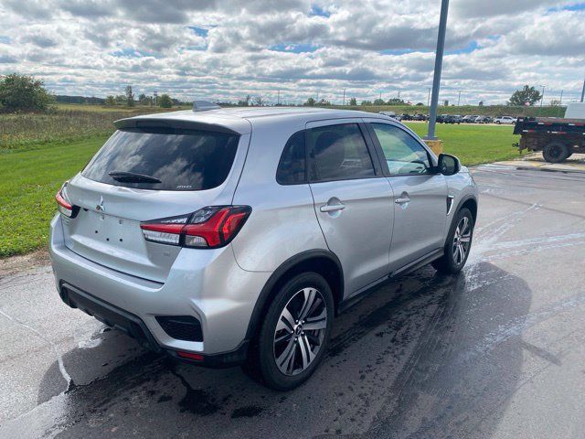Used 2026 Mitsubishi Outlander Sport SE AWD/4WD image 3