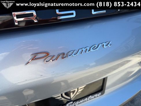 Used 2019 Porsche Panamera image 8