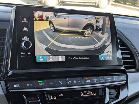 Used 2025 Honda Odyssey Sport-L image 21