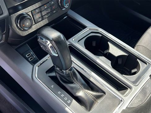 Used 2020 Ford F150 XLT w/ Equipment Group 302A Luxury image 26