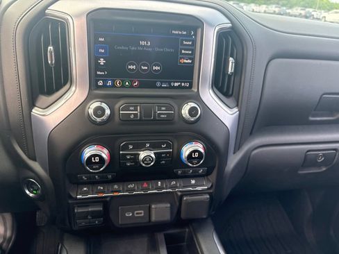 Used 2020 GMC Sierra 1500 SLT w/ SLT Premium Plus Package AWD/4WD image 15