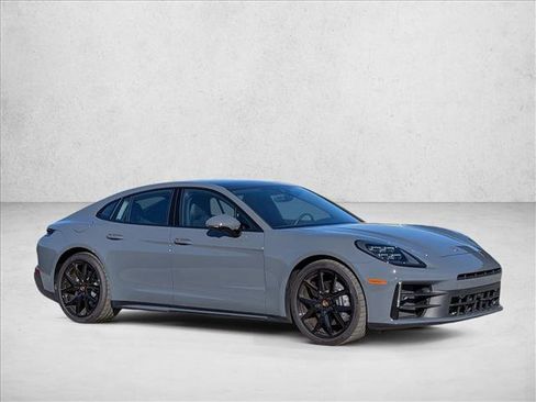 New 2025 Porsche Panamera image 7