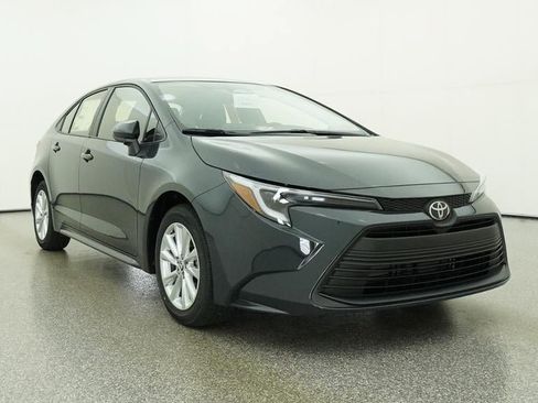 New 2026 Toyota Corolla LE FWD image 30