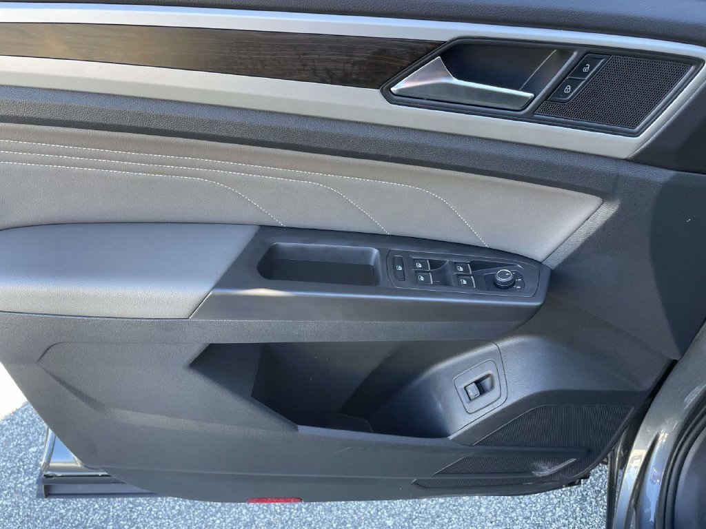 Certified 2023 Volkswagen Atlas SE FWD image 21