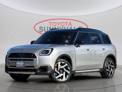 Used 2025 MINI Cooper Countryman S image 2