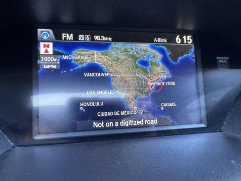 Used 2016 Acura MDX SH-AWD w/ Technology Package image 9