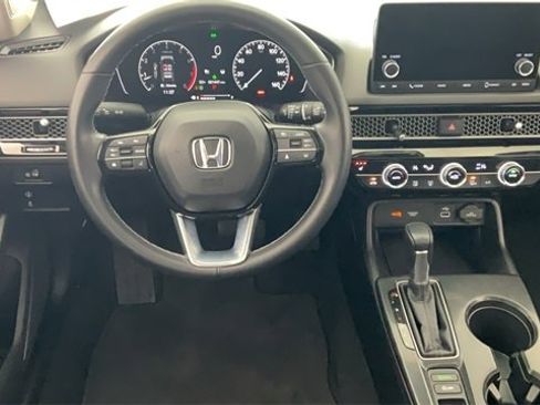 Certified 2023 Honda Civic EX-L image 4