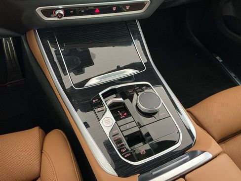 New 2026 BMW X5 xDrive40i w/ M Sport Package image 13