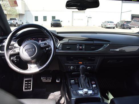 Used 2017 Audi S6 Prestige w/ S6 Sport Package image 31