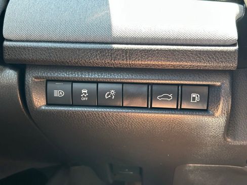 Used 2025 Toyota Camry LE FWD image 29