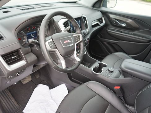 Used 2023 GMC Terrain SLT w/ Elevation Edition FWD image 10