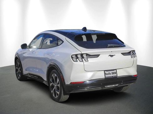 Used 2022 Ford Mustang Mach-E Premium image 4