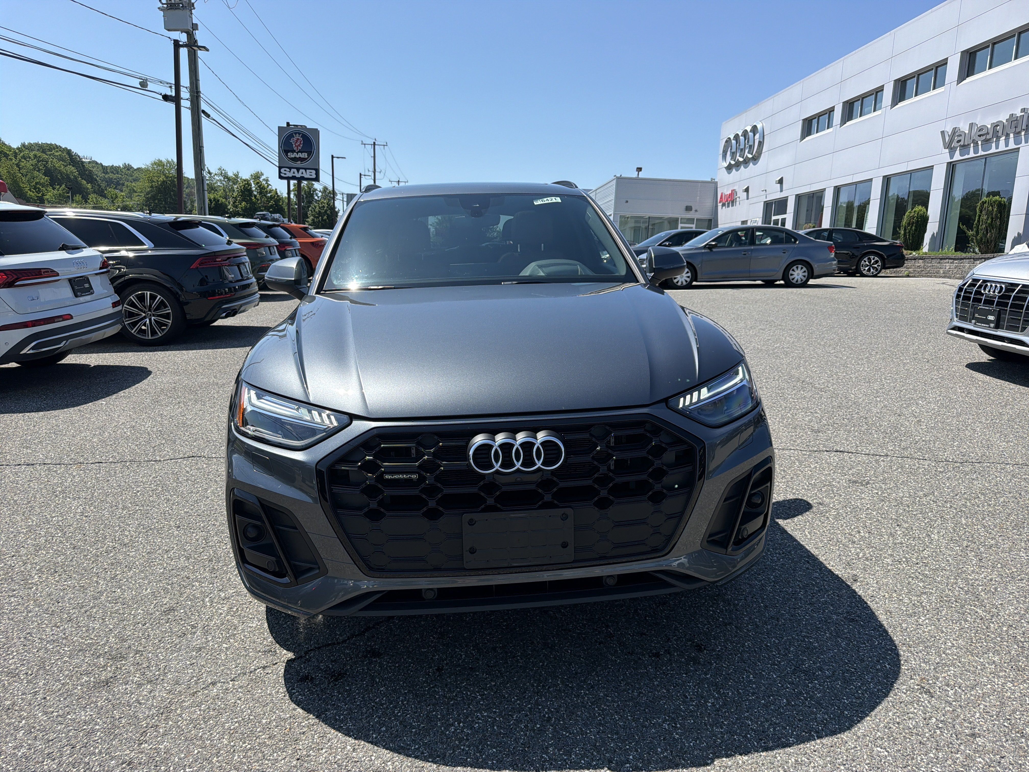 Certified 2023 Audi Q5 e Prestige w/ Prestige Package AWD/4WD image 2