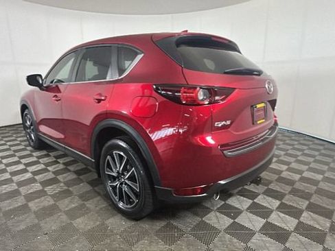 Used 2018 MAZDA CX-5 Touring w/ Preferred Equipment Package FWD image 4