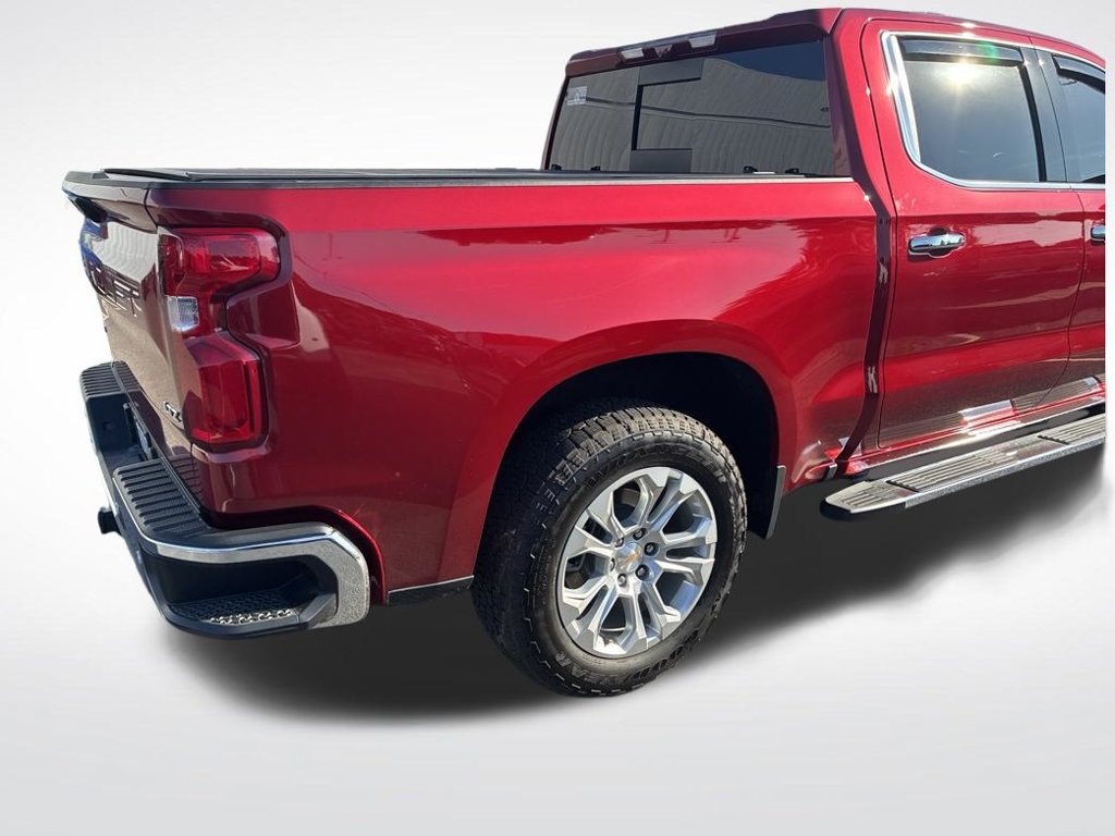 Used 2025 Chevrolet Silverado 1500 LTZ w/ LTZ Premium Package AWD/4WD image 4
