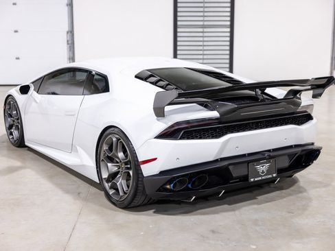Used 2016 Lamborghini Huracan LP 610-4 image 7