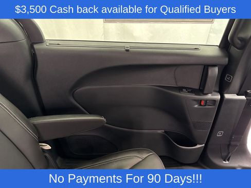 New 2026 Chrysler Pacifica Select w/ S Appearance Package image 34