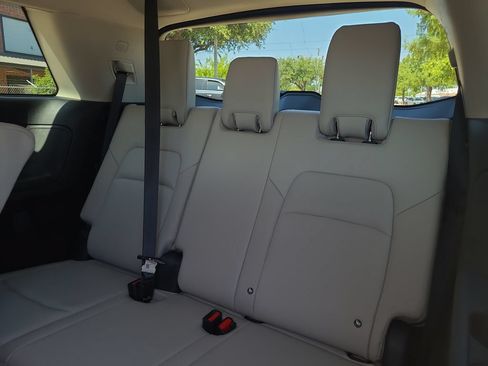 Certified 2023 Nissan Pathfinder SL FWD image 12