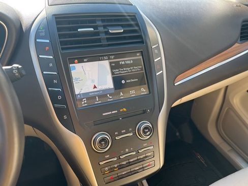 Used 2019 Lincoln MKC Select w/ Select Plus Package image 36