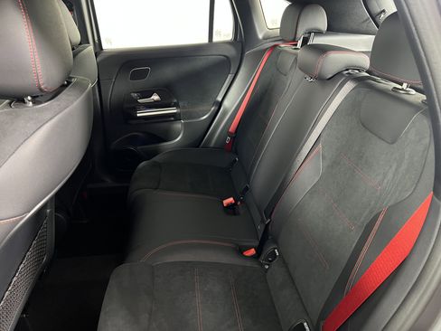 Used 2026 Mercedes-Benz GLA 35 AMG AMG 35 image 20