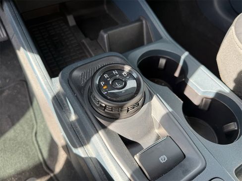 Used 2025 Ford Maverick Lariat w/ Black Appearance Package image 21