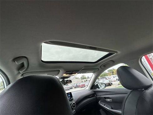 Certified 2024 Nissan Sentra SR w/ SR Premium Package image 24