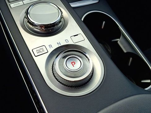 Used 2022 Genesis GV70 3.5T Sport w/ Sport Prestige Package image 16